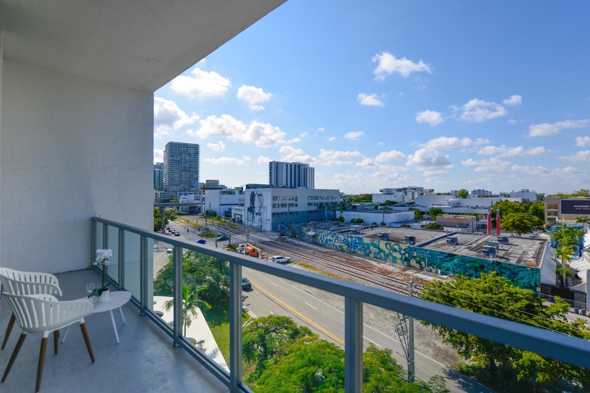 Appartamento Luxury 1/1 + Den Modern In Design District